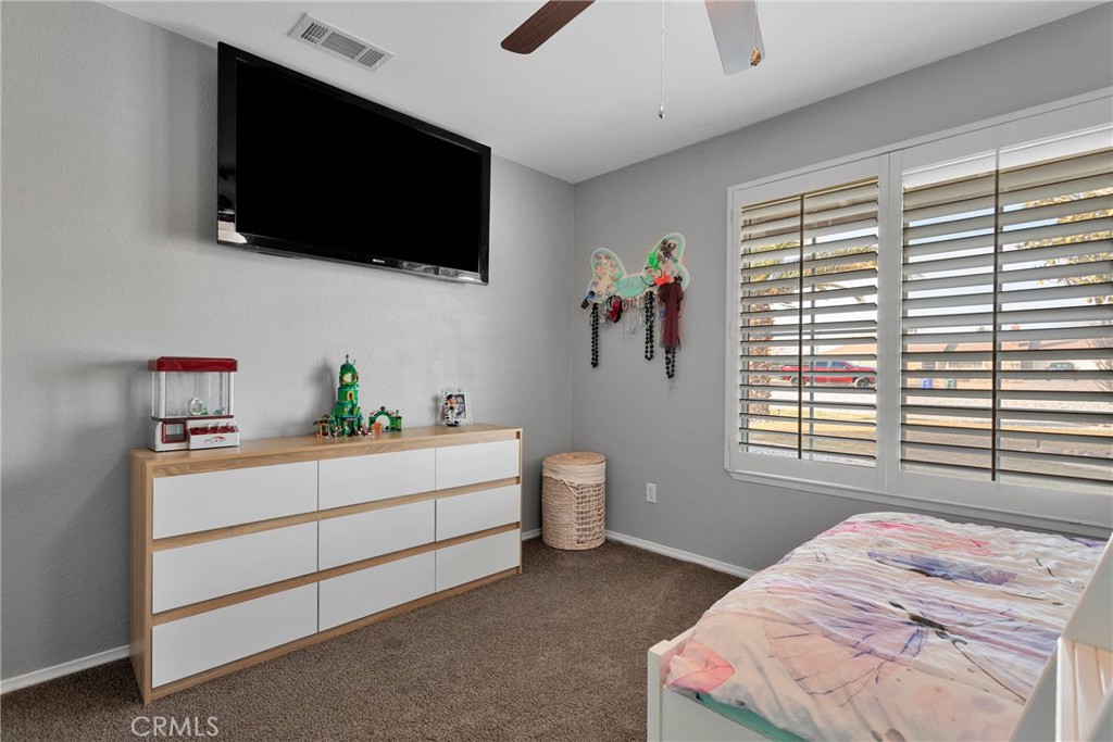 22523 South Road Property Photo 17