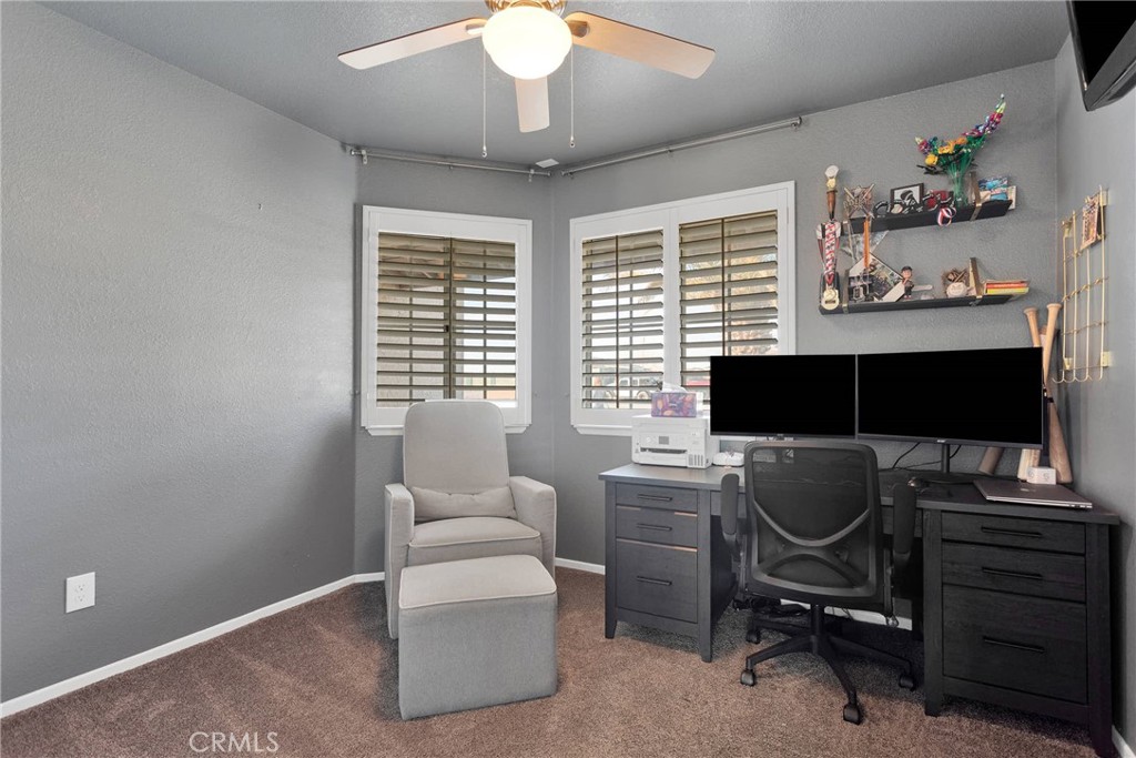 22523 South Road Property Photo 18