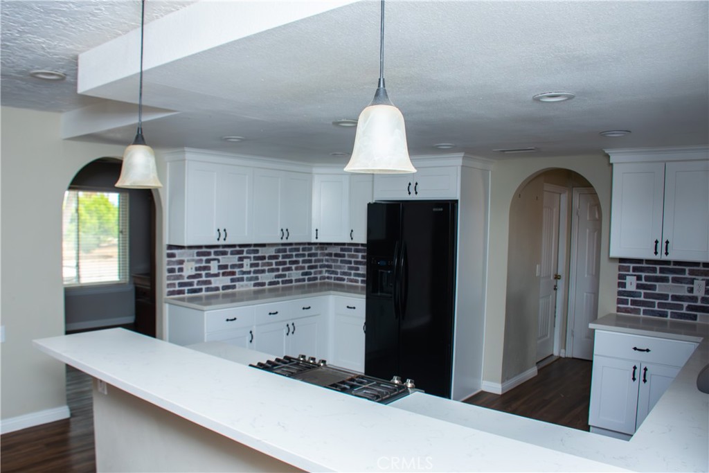 6591 Sundown Drive Property Photo 11