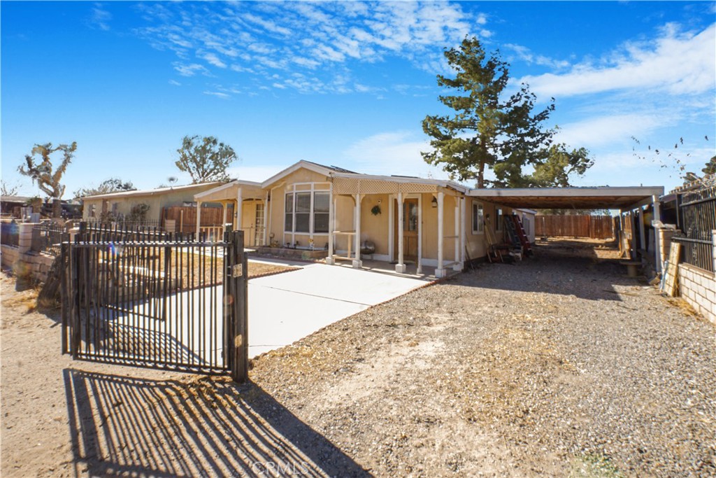 19040 Dennis Street Property Photo 2