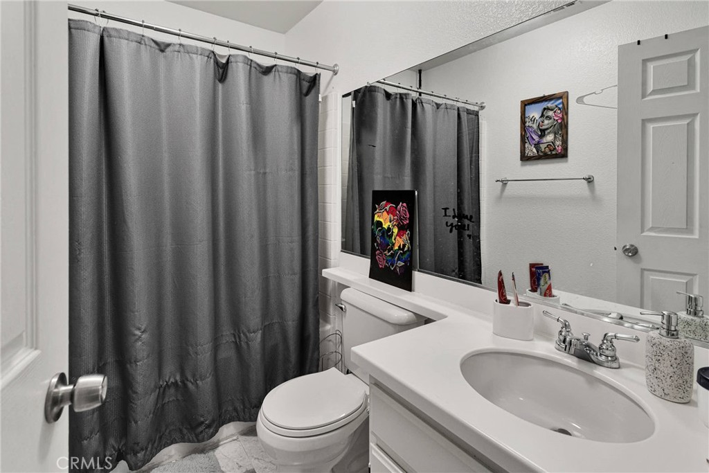 13593 Boulder Lane Property Photo 23