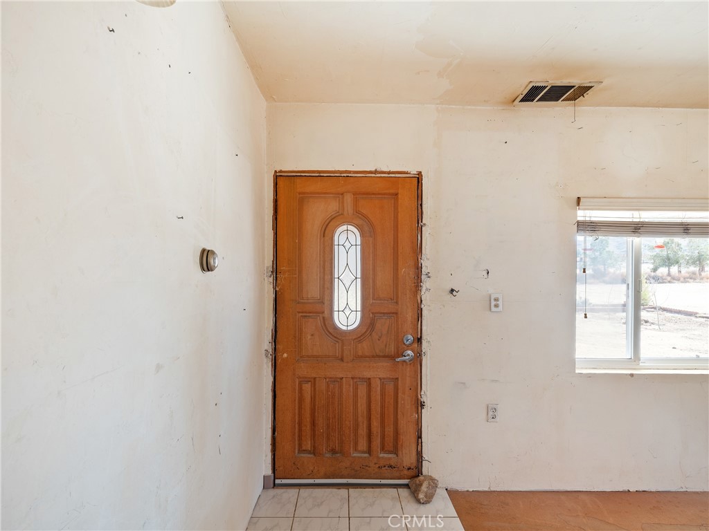 21420 Omor Drive Property Photo 2