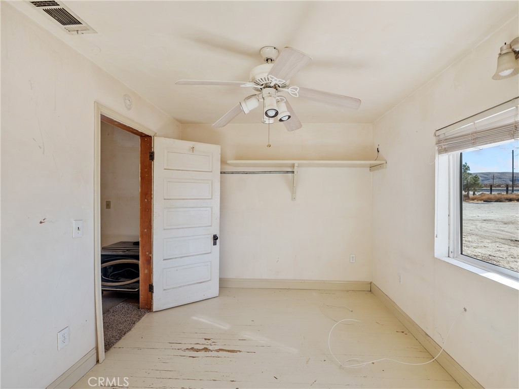 21420 Omor Drive Property Photo 6