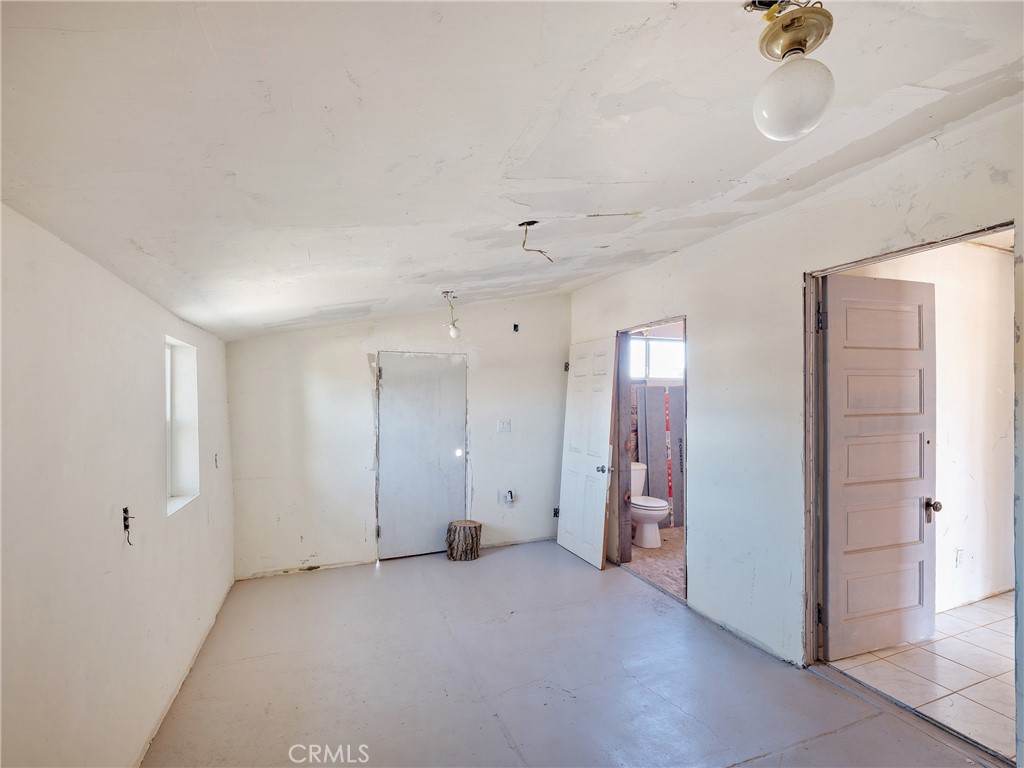 21420 Omor Drive Property Photo 18