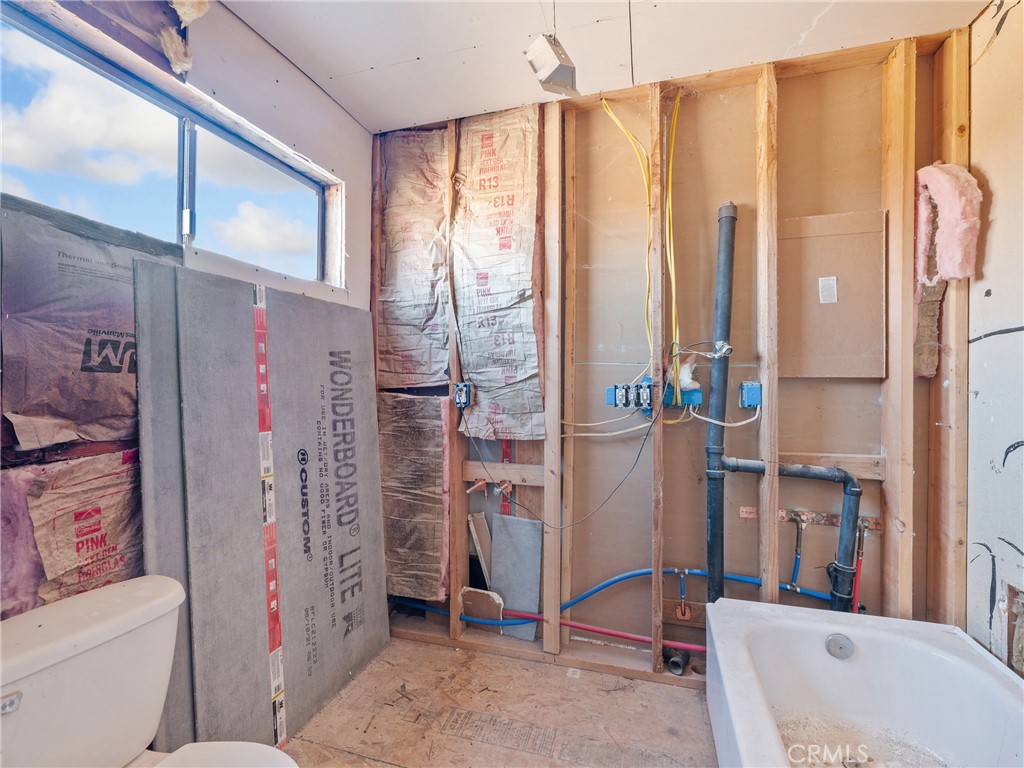 21420 Omor Drive Property Photo 19