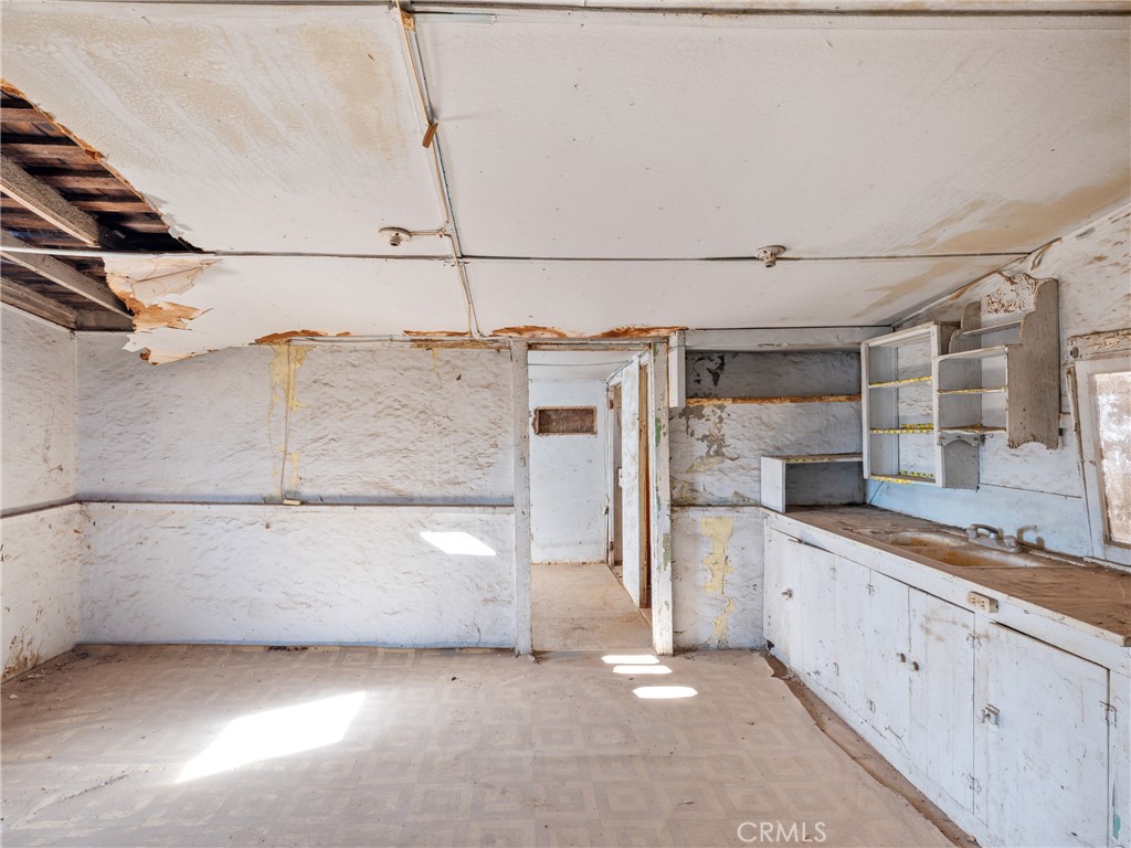 21420 Omor Drive Property Photo 26