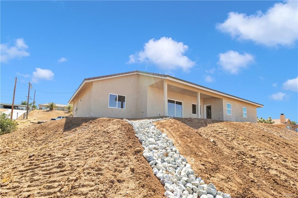 18554 Temecula Avenue Property Photo 34