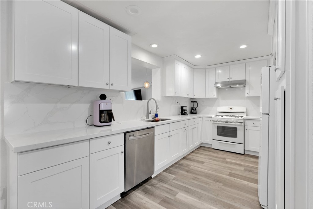15971 Mission Street Property Photo 10