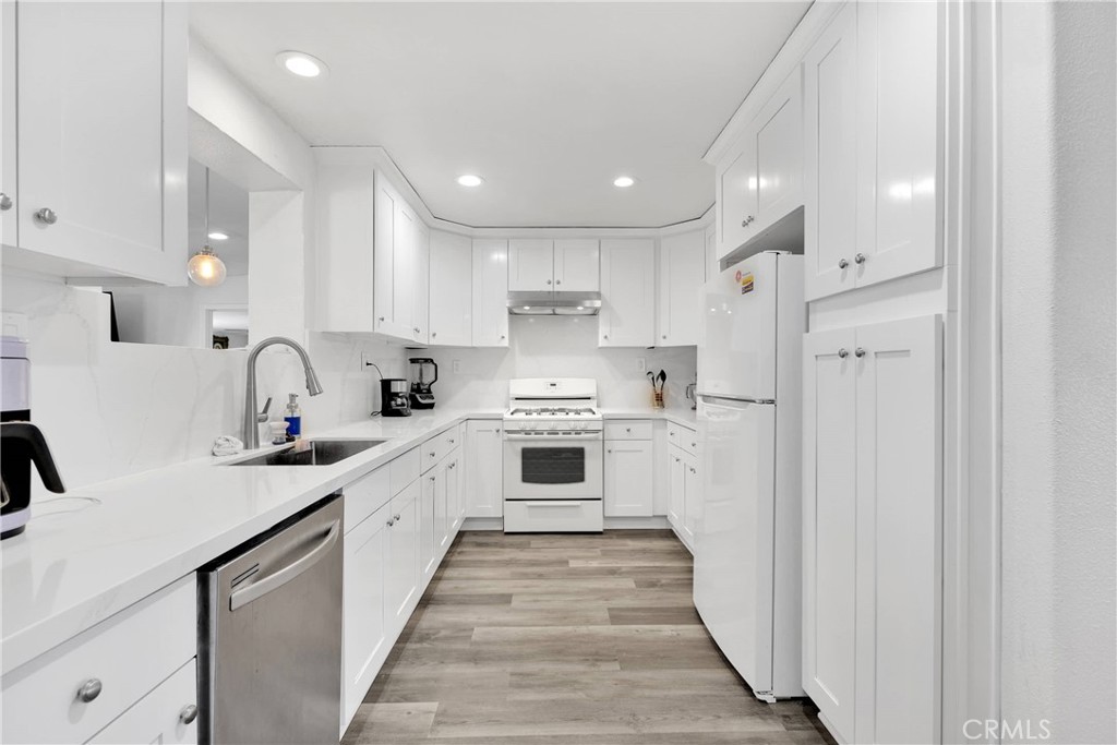 15971 Mission Street Property Photo 11