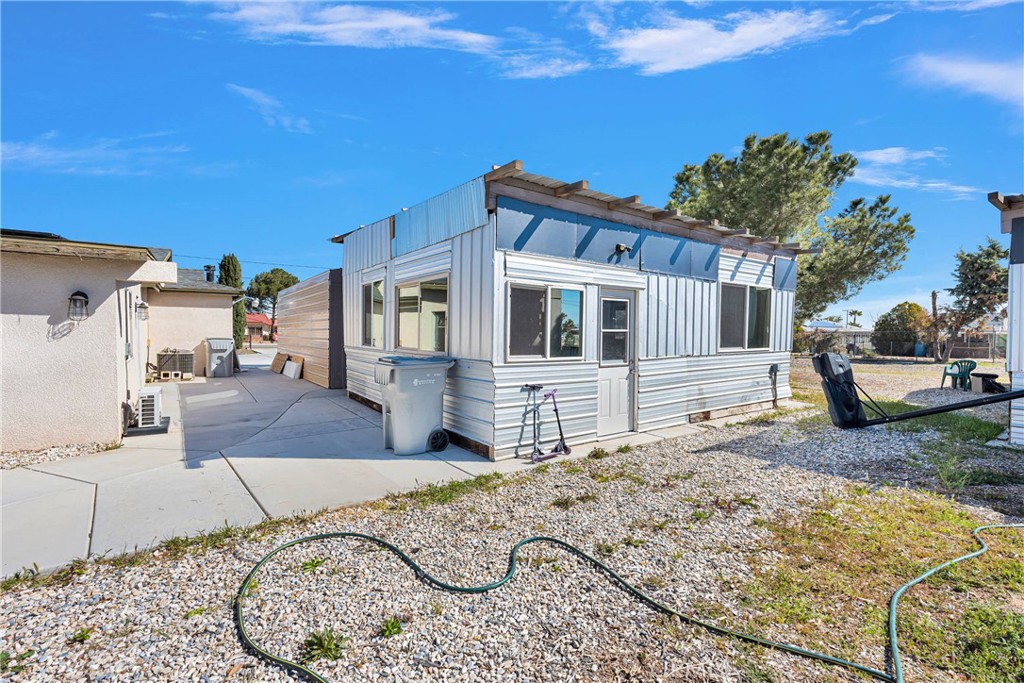 15971 Mission Street Property Photo 43