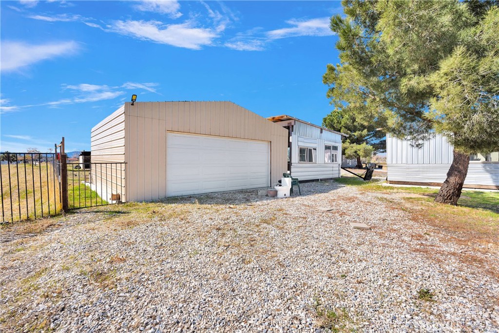 15971 Mission Street Property Photo 47