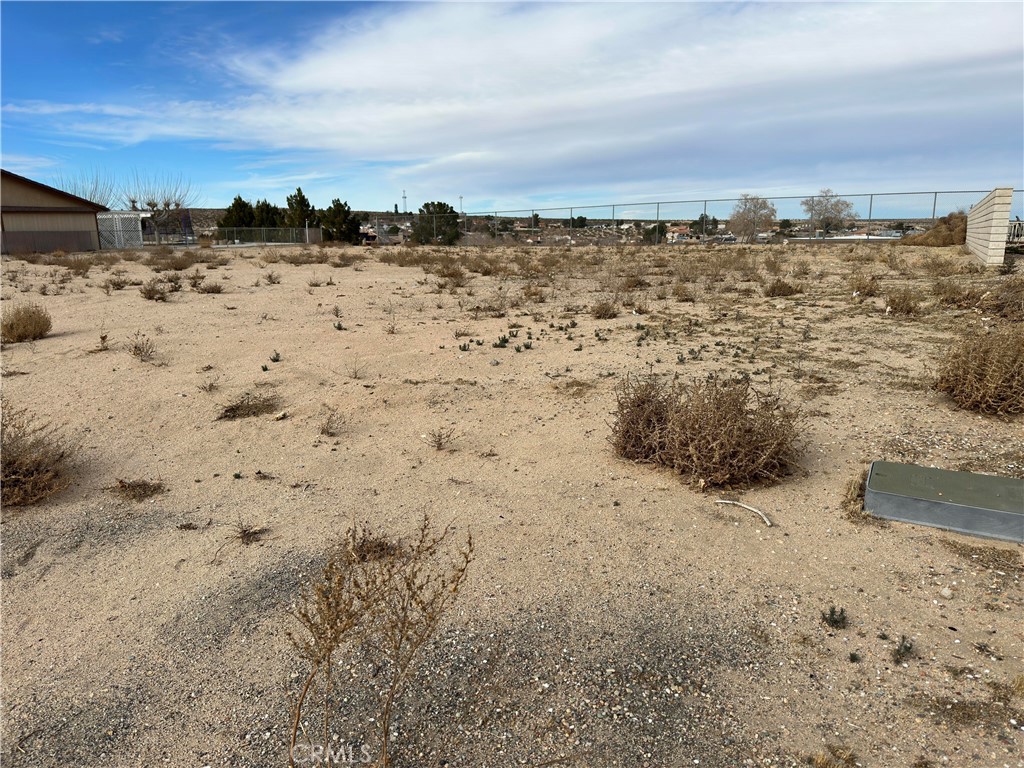 14018 Topmast Drive Property Photo 2