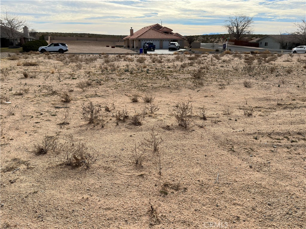 14018 Topmast Drive Property Photo 4