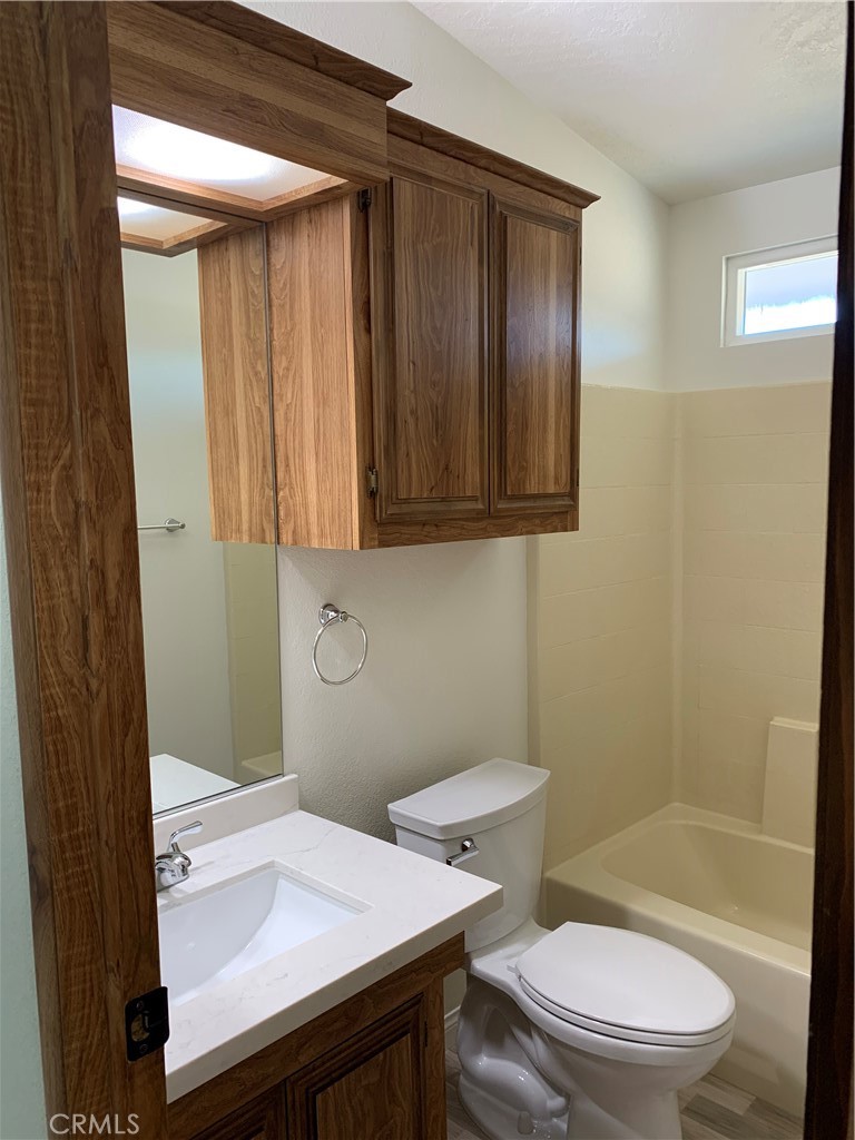 9635 Ivanhoe Road Property Photo 23