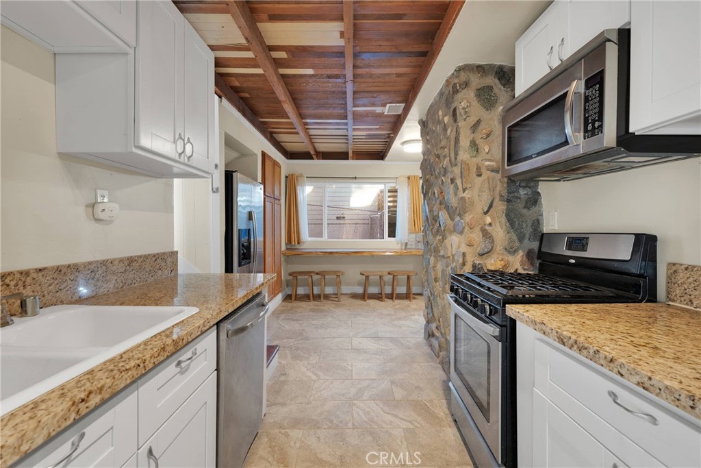 1329 Helen Street Property Photo 19