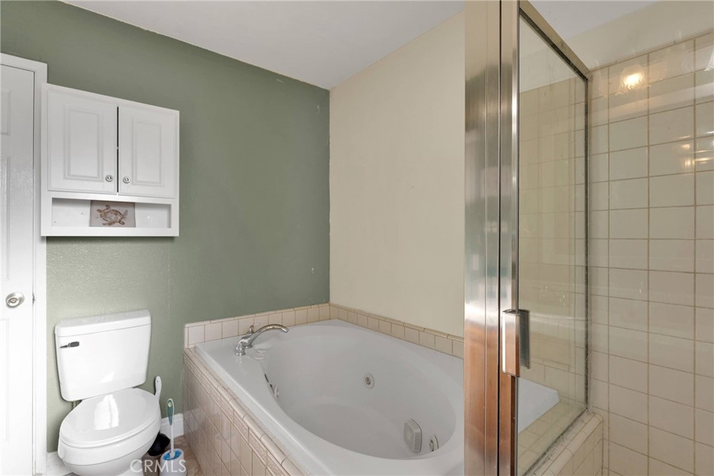 1329 Helen Street Property Photo 23