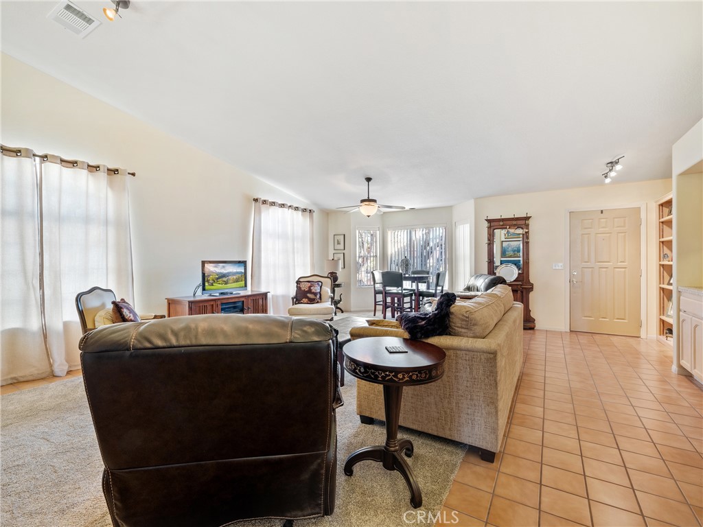 14854 Blue Grass Drive Property Photo 10