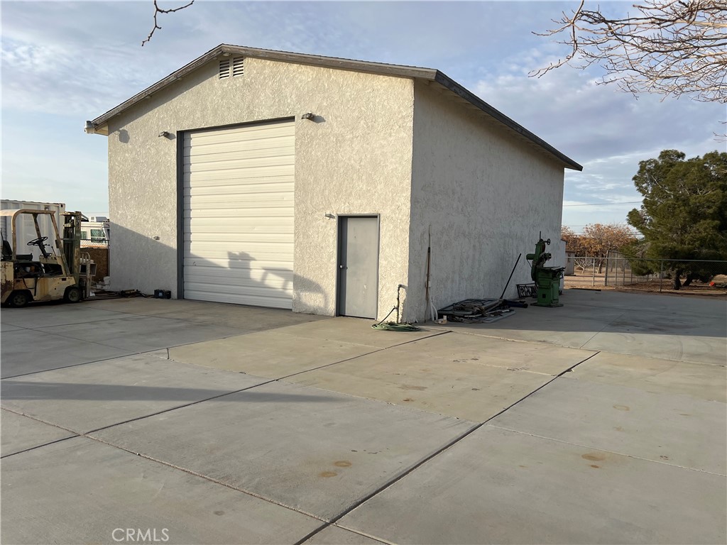 15960 Sycamore Street Property Photo 2