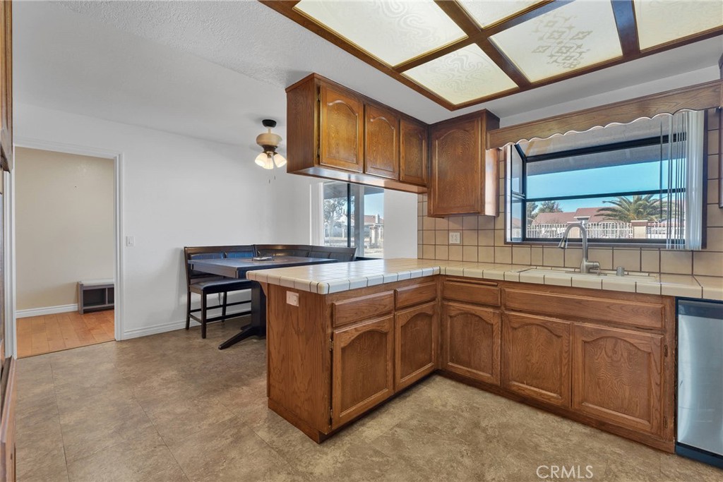 19055 Seaforth Street Property Photo 16
