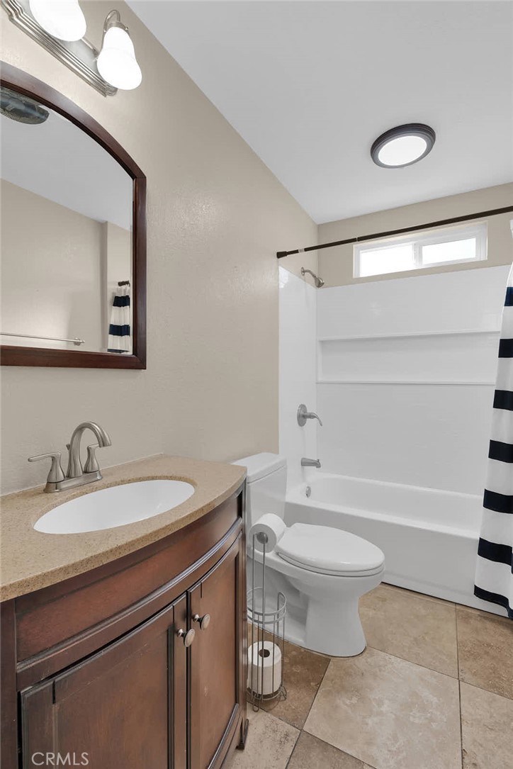 19055 Seaforth Street Property Photo 27