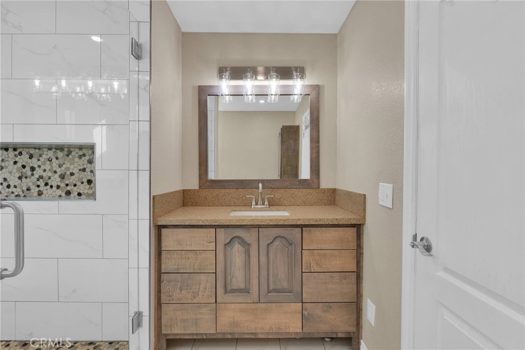 19055 Seaforth Street Property Photo 32