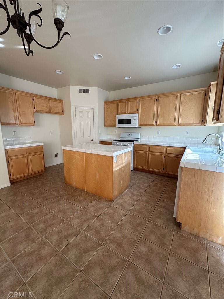 8954 Grindella Court Property Photo 6