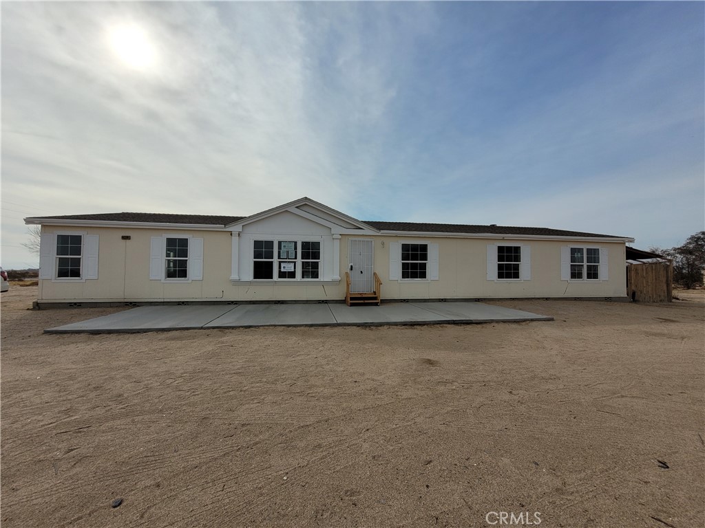 46390 Alamosa Road Property Photo 2