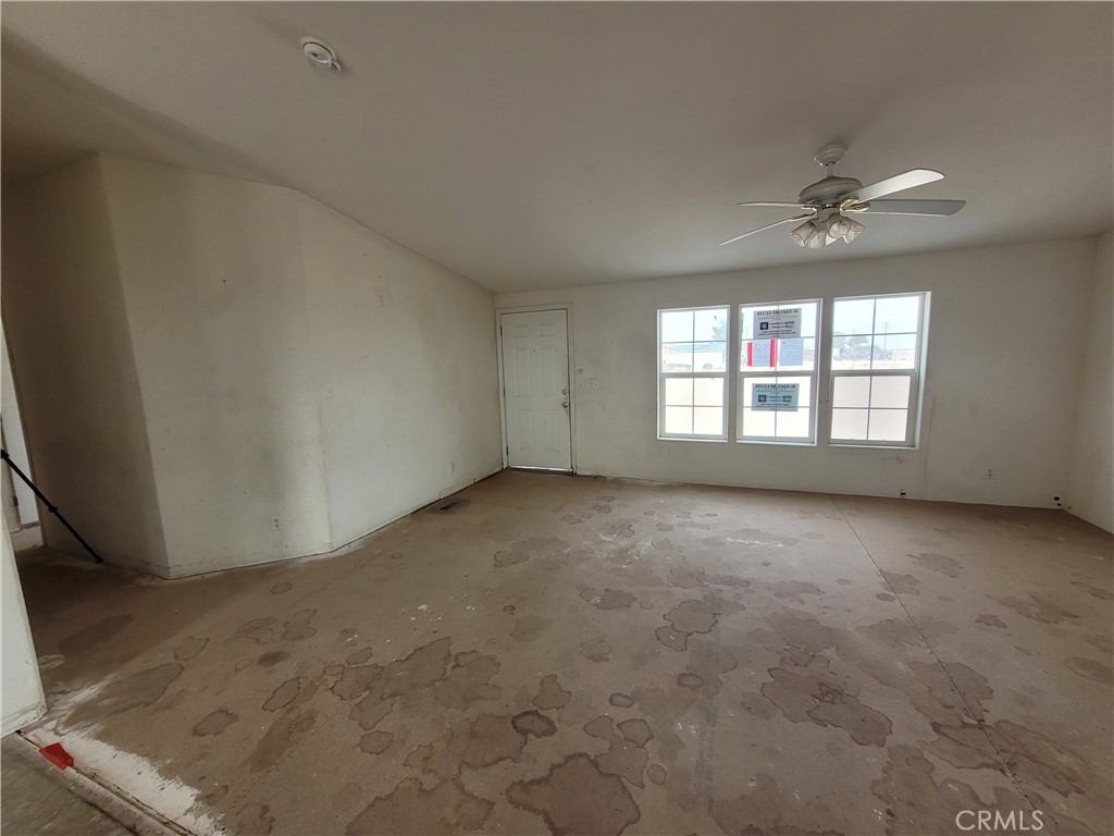 46390 Alamosa Road Property Photo 9