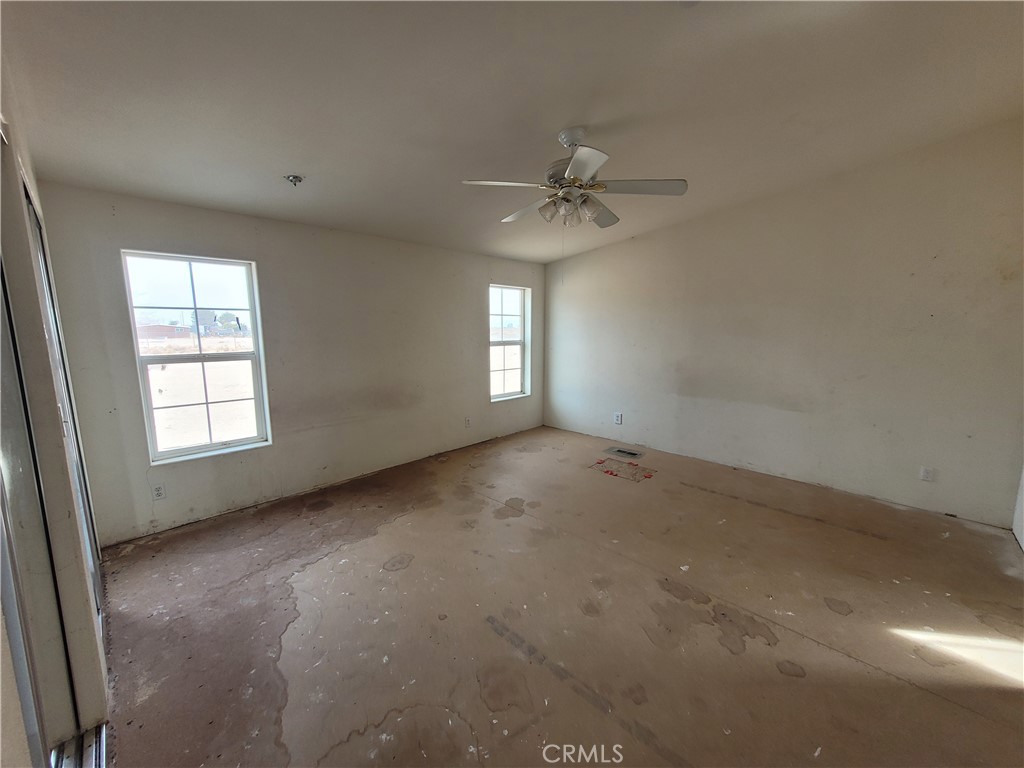 46390 Alamosa Road Property Photo 10