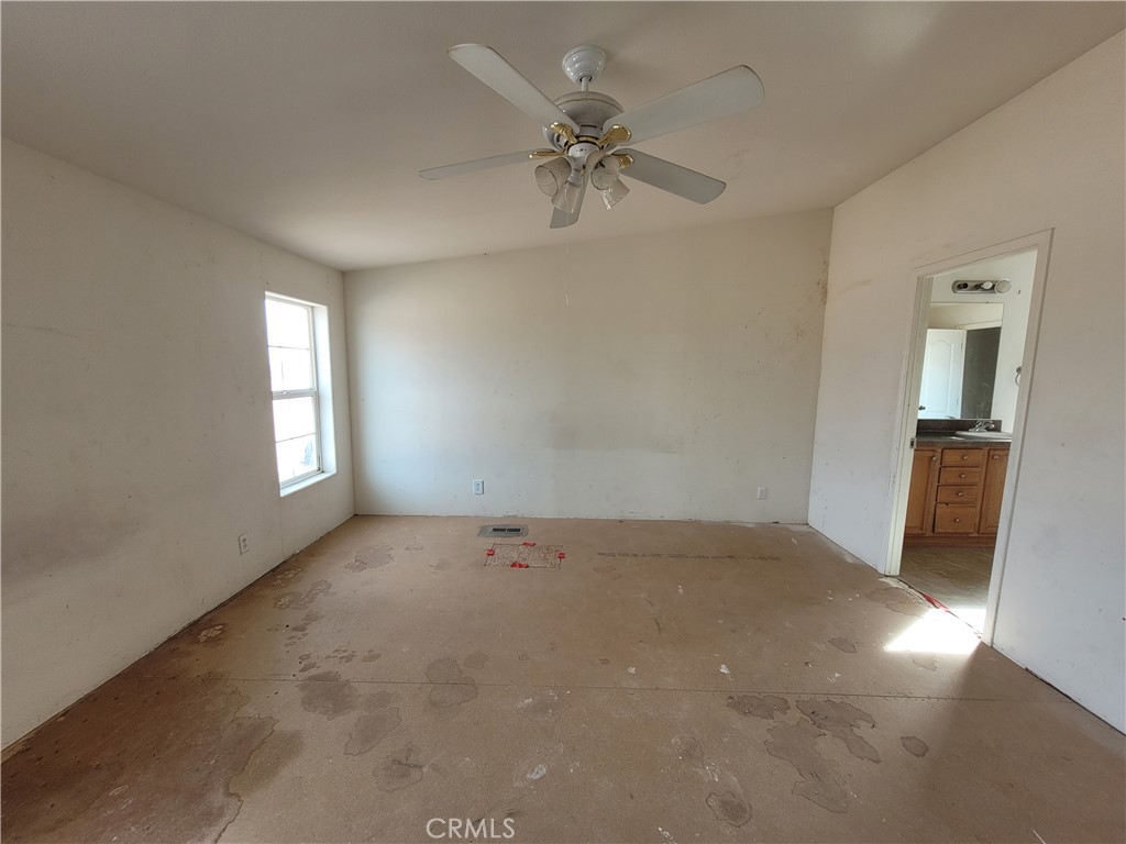 46390 Alamosa Road Property Photo 11