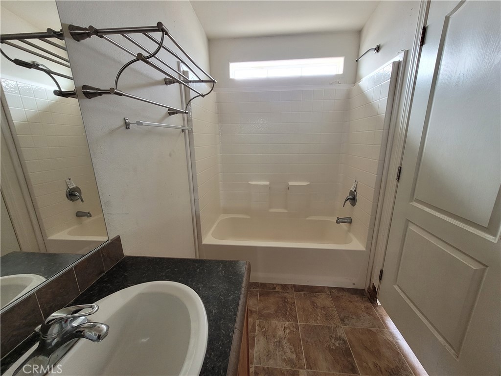 46390 Alamosa Road Property Photo 23