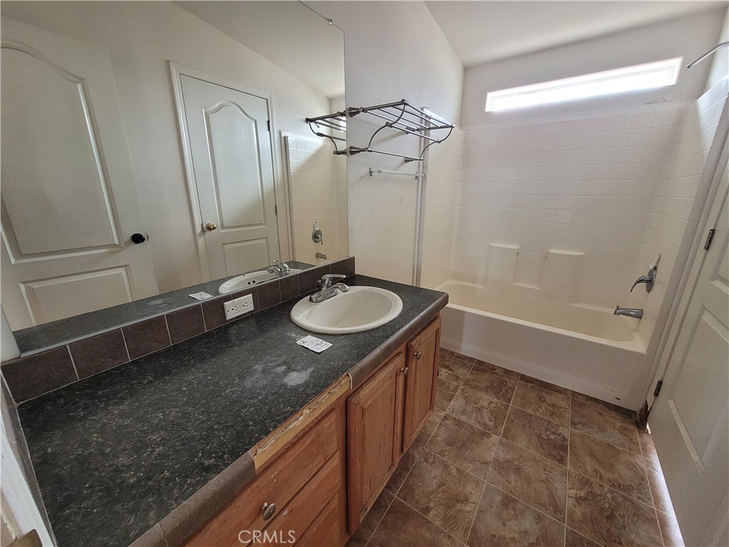 46390 Alamosa Road Property Photo 27