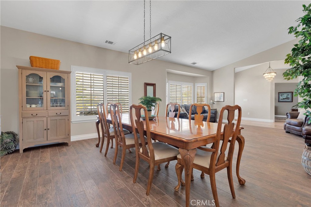 7051 Oak Valley Court Property Photo 13