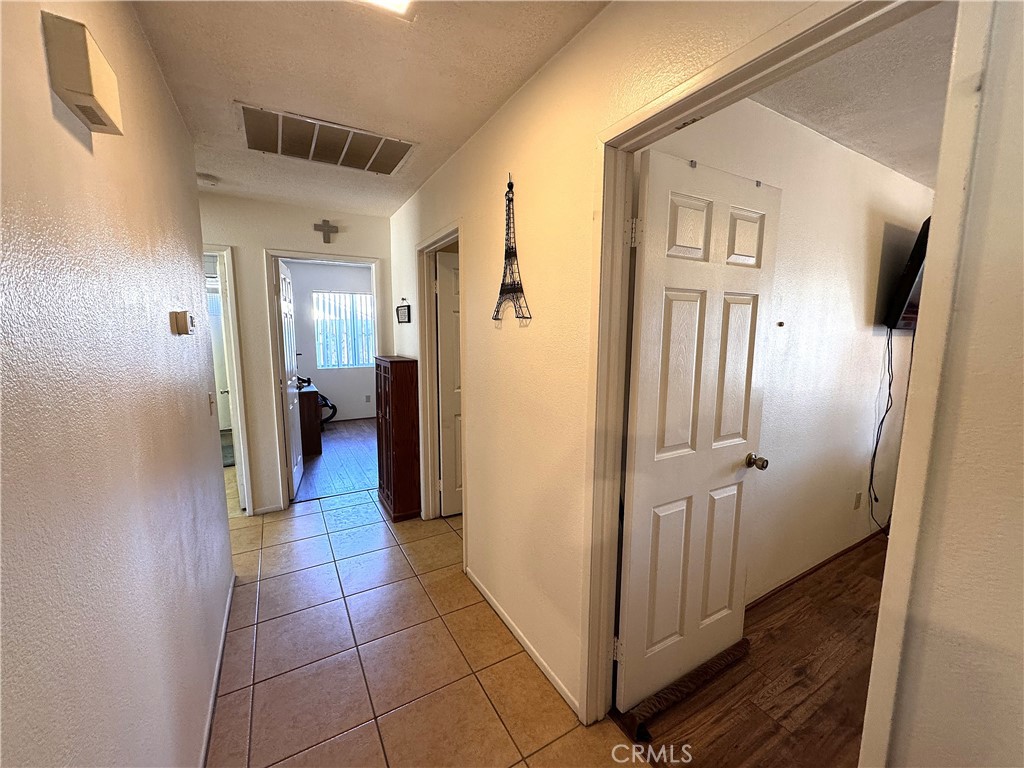 2030 Nelson Avenue Property Photo 11