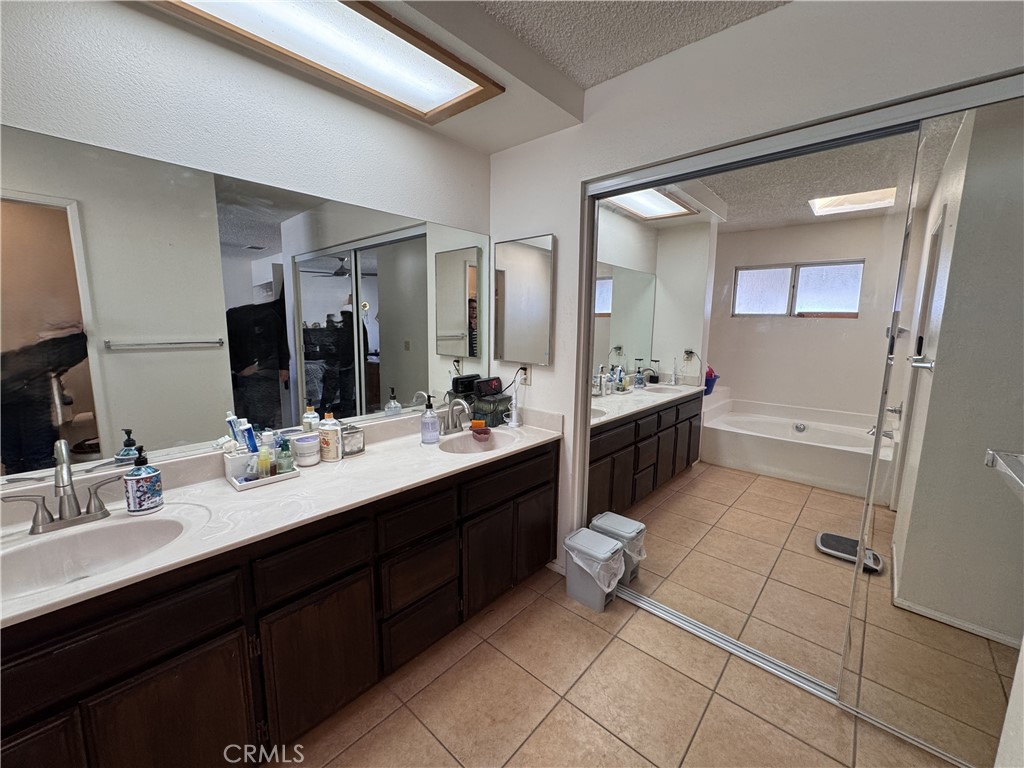 2030 Nelson Avenue Property Photo 24