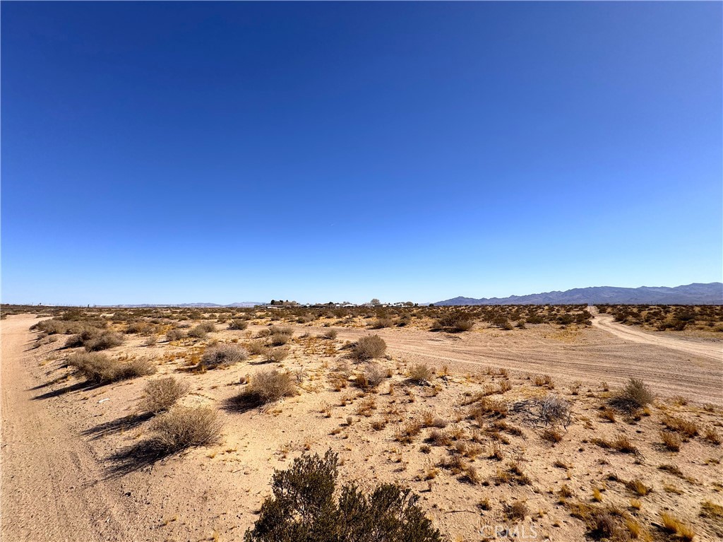 0 Yermo Road Property Photo 5