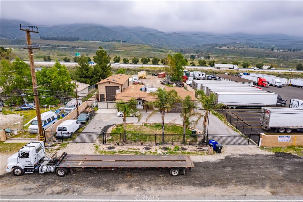 18642 Cajon Boulevard Property Photo 1