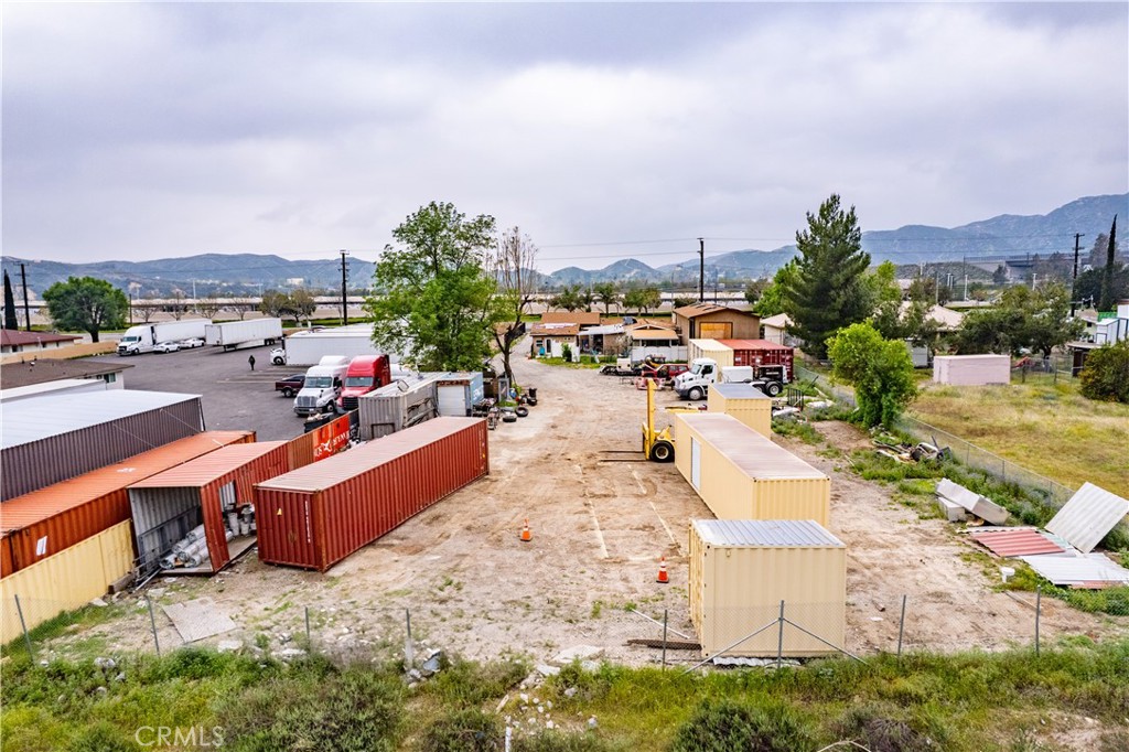 18642 Cajon Boulevard Property Photo 11