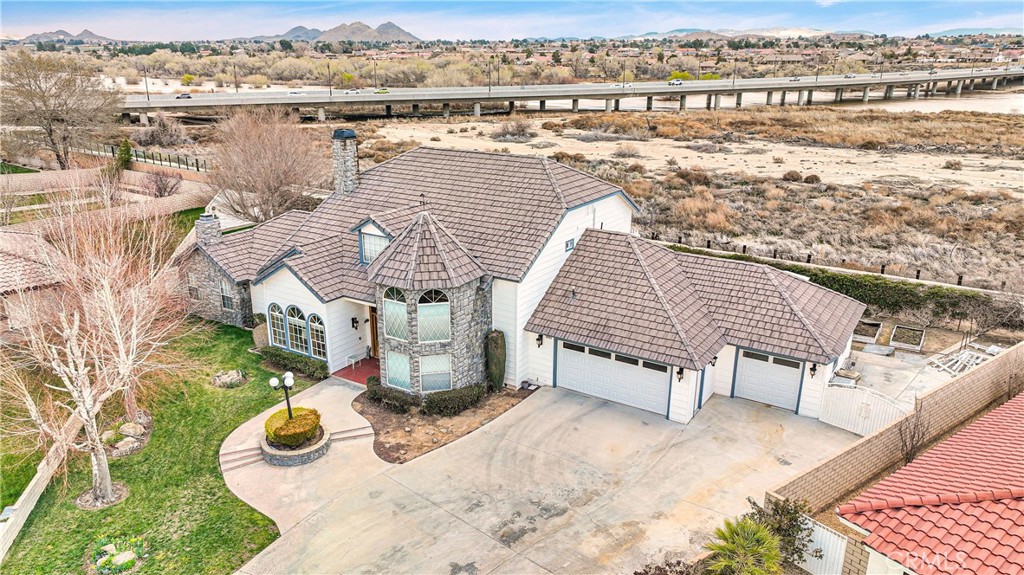 18475 Trout Property Photo 3