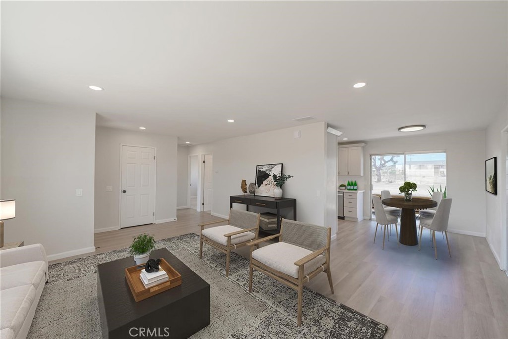 11442 Maple Avenue Property Photo 4