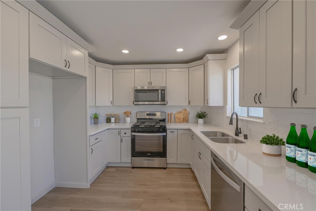 11442 Maple Avenue Property Photo 6