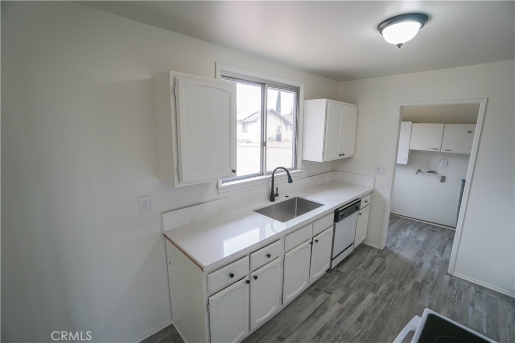 18557 Wisteria Street Property Photo 10