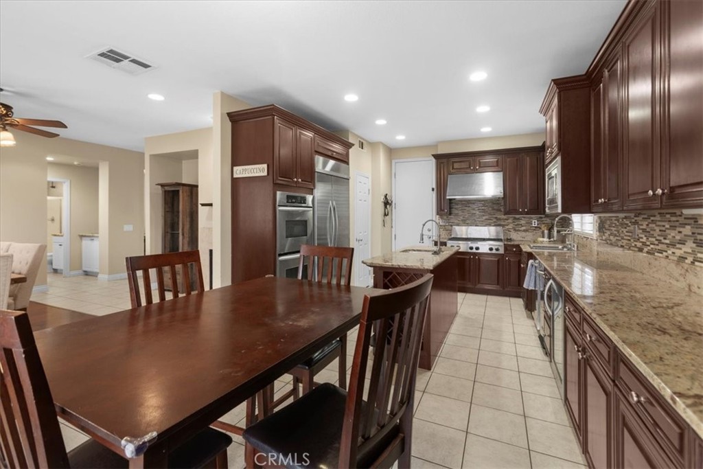 16524 Hastings Place Property Photo 17