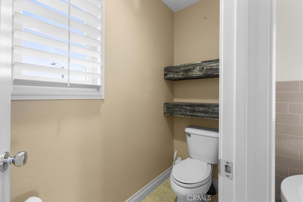 16524 Hastings Place Property Photo 27