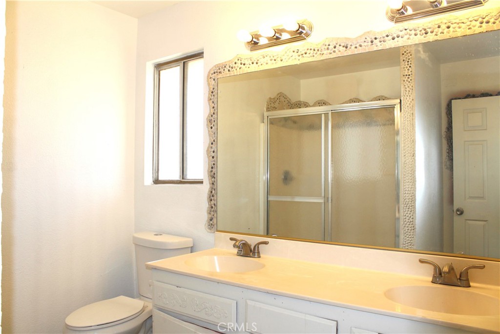 13933 Quinnault Road Property Photo 13