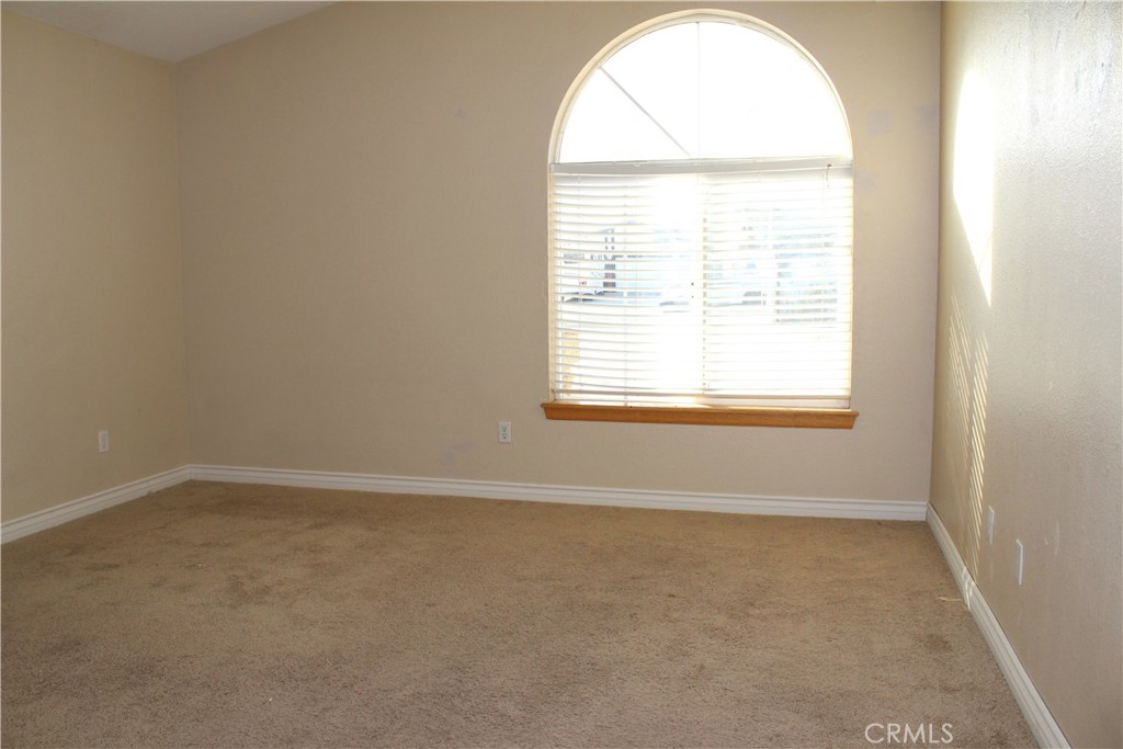16263 Chiwi Road Property Photo 26