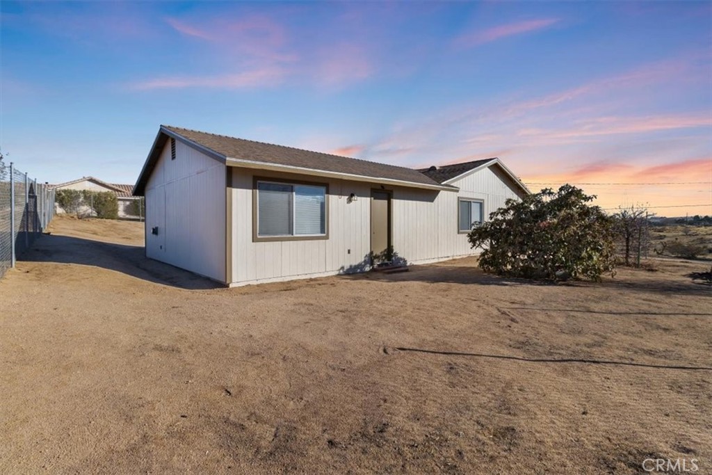 9740 Choiceana Avenue Property Photo 4