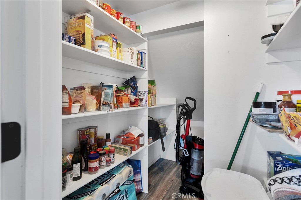 18155 Lakeview Drive Property Photo 16