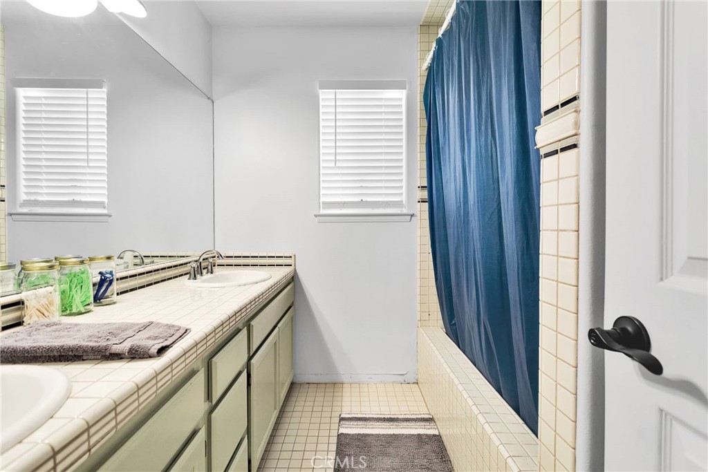 18155 Lakeview Drive Property Photo 32