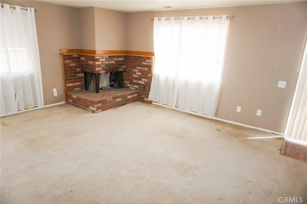 9022 Glendale Street Property Photo 10